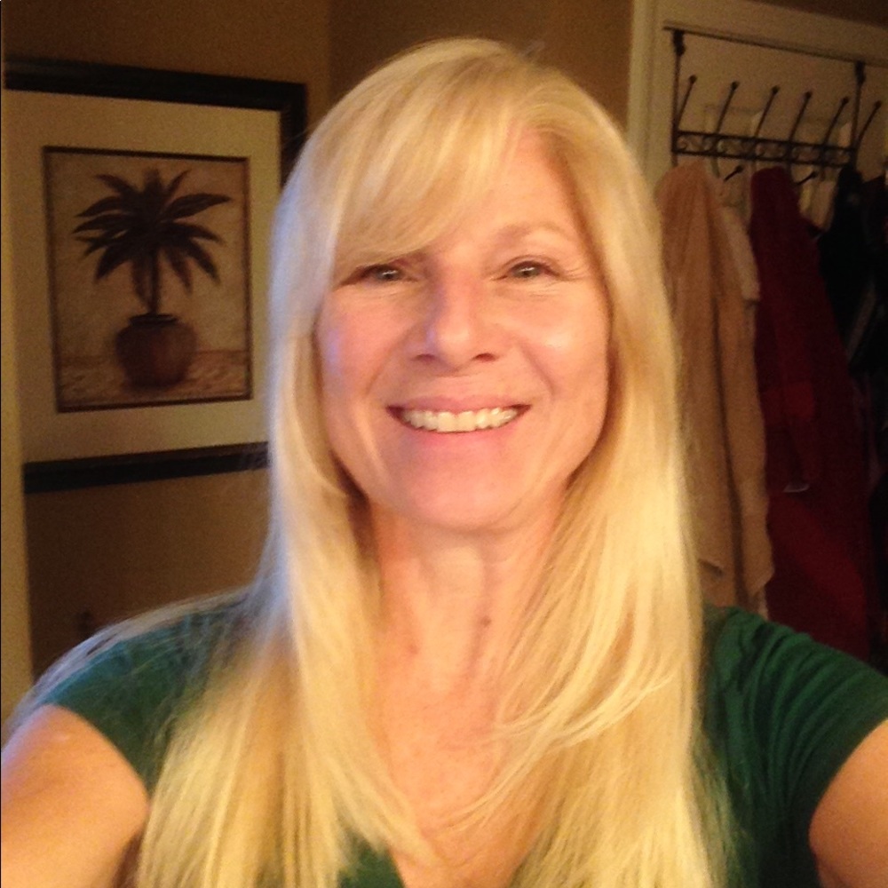 Meet your Posher, Connie